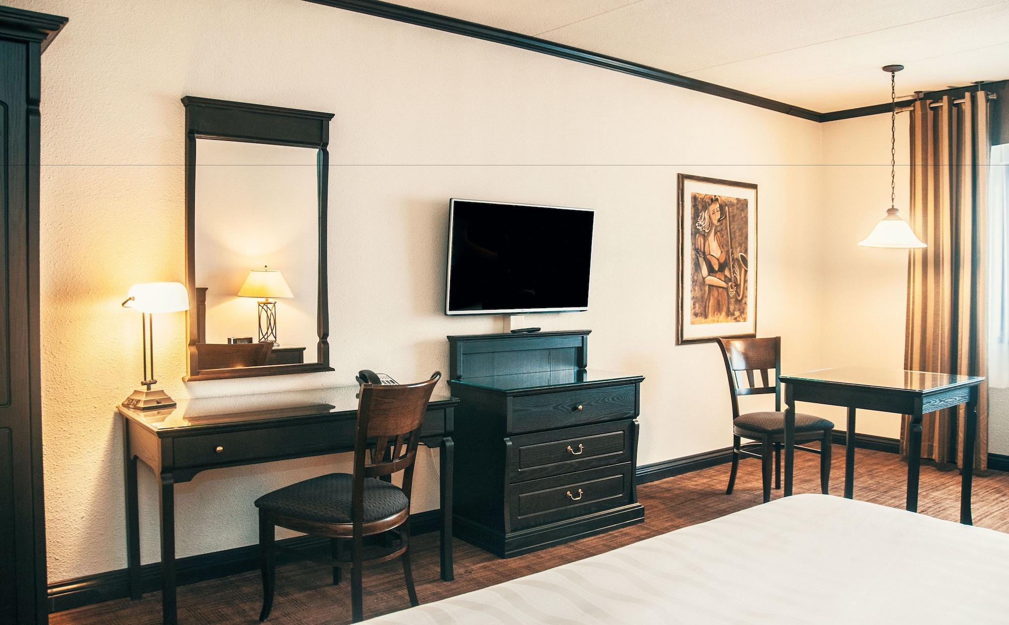 Hotel Le Montagnais แซเกอเนย์ ภายนอก รูปภาพ
