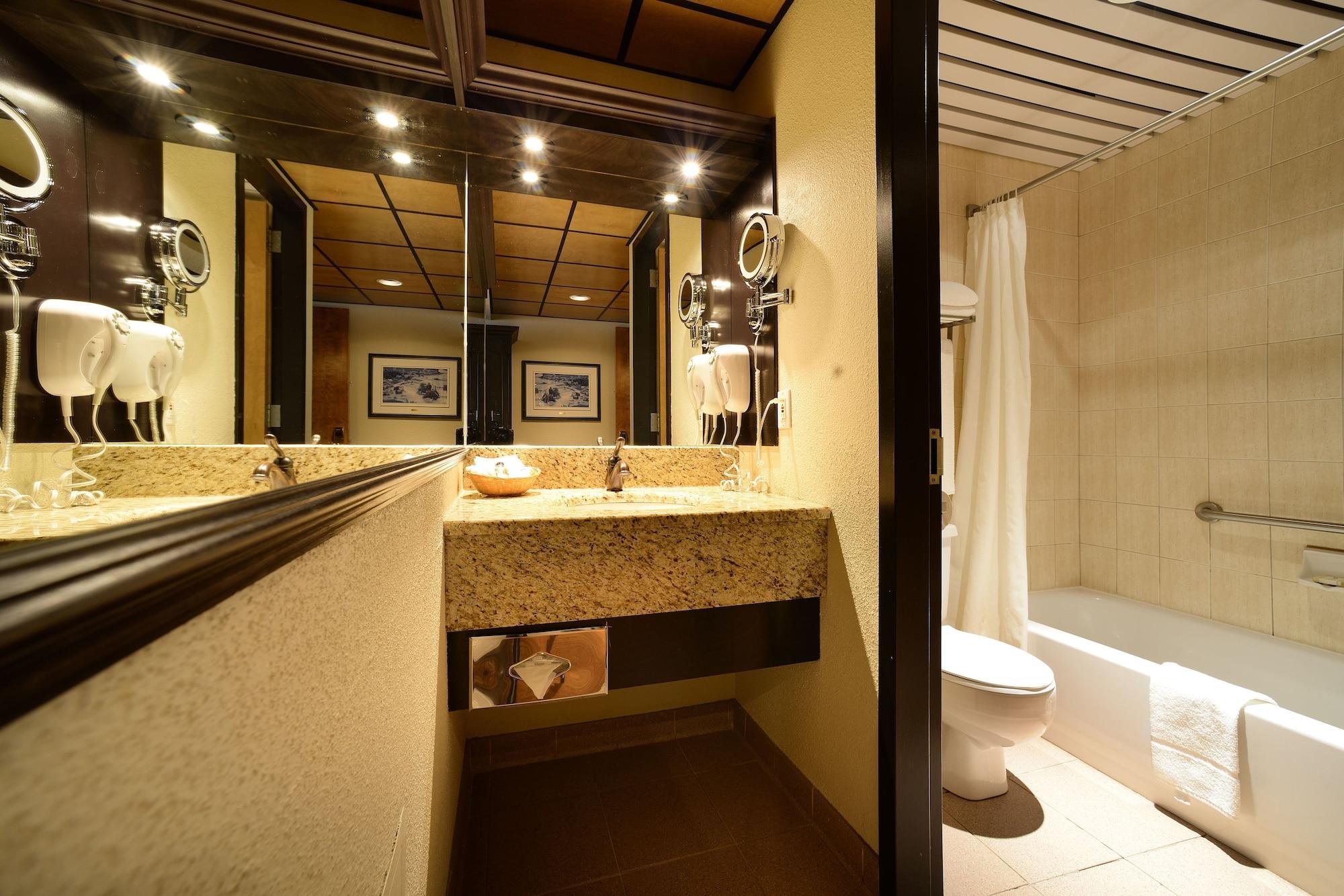 Hotel Le Montagnais แซเกอเนย์ ภายนอก รูปภาพ