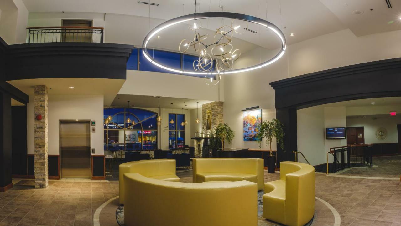 Hotel Le Montagnais แซเกอเนย์ ภายนอก รูปภาพ